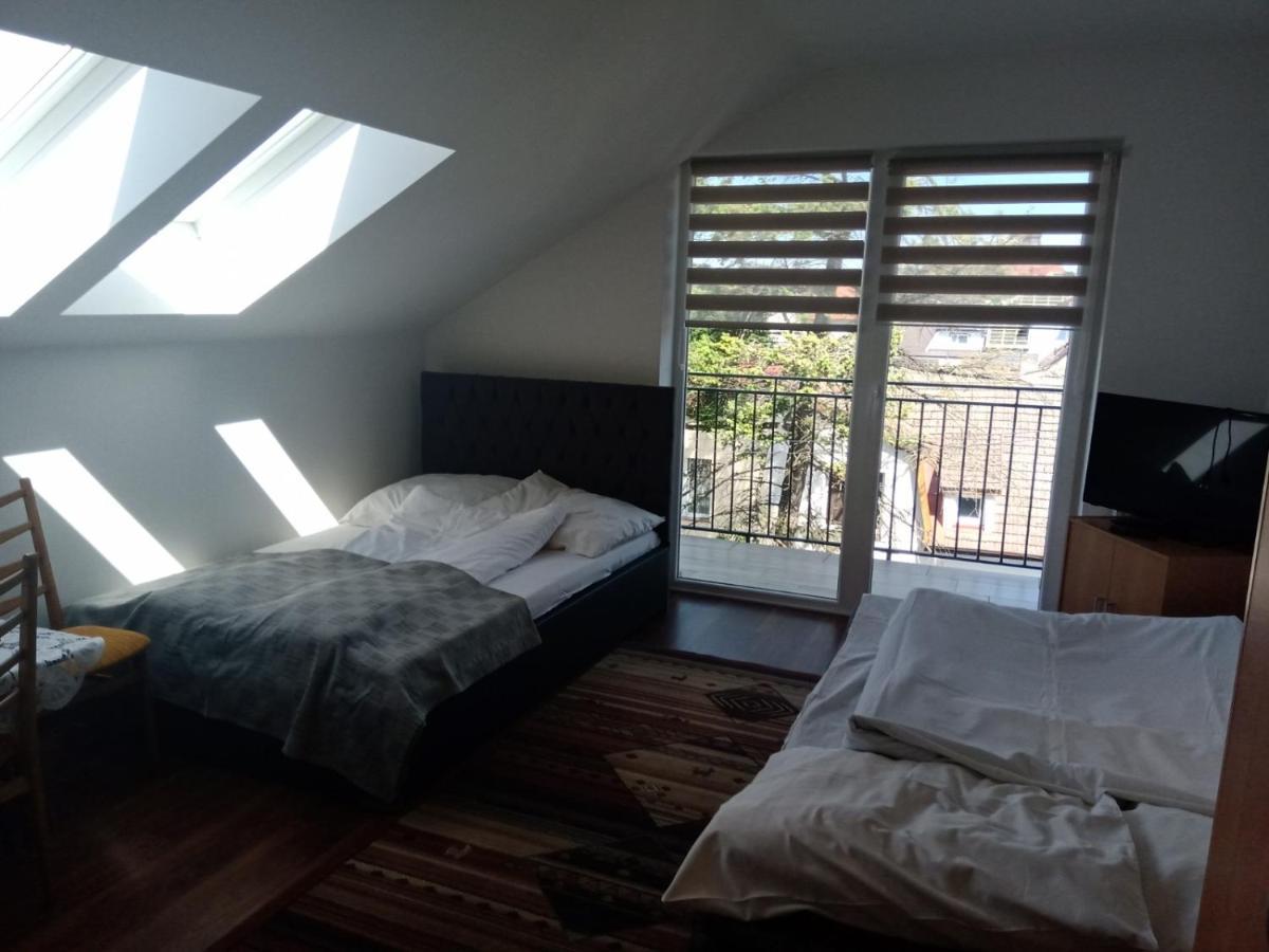 Mikadel Homestay *